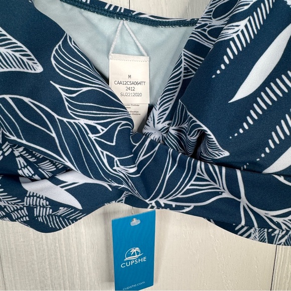 Cupshe Blue and White Bikini Set with Tropical Leaf Print - Picture 5 of 11